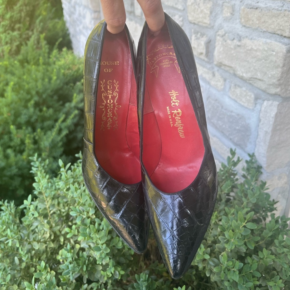 Custom Craft Holt Renfrew Vintage Black  Patent Textured Leather Heels 8.5
